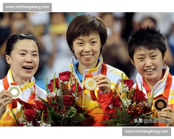 乒坛巅峰对决张怡宁与冯天薇智慧力量的经典较量跨越时代的荣耀对抗